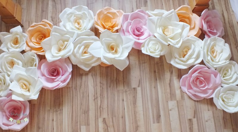 arcada de nunta decorata cu flori din hartie pastelate trandafiri  (1) (Copy)