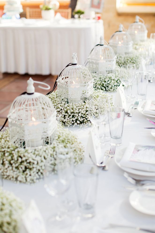 idei decoratiuni decor nunta colivii cu flori floarea miresei aranjamente pentru masa colivie decorativa