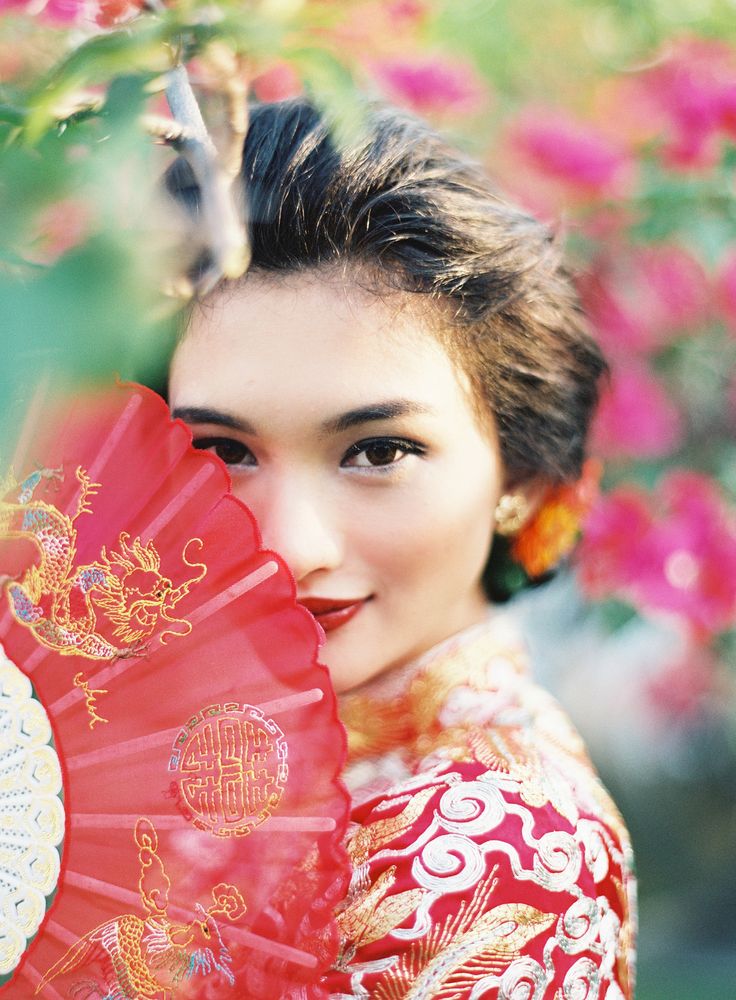 evantai si costum kimono femei corporate party tematica japoneza
