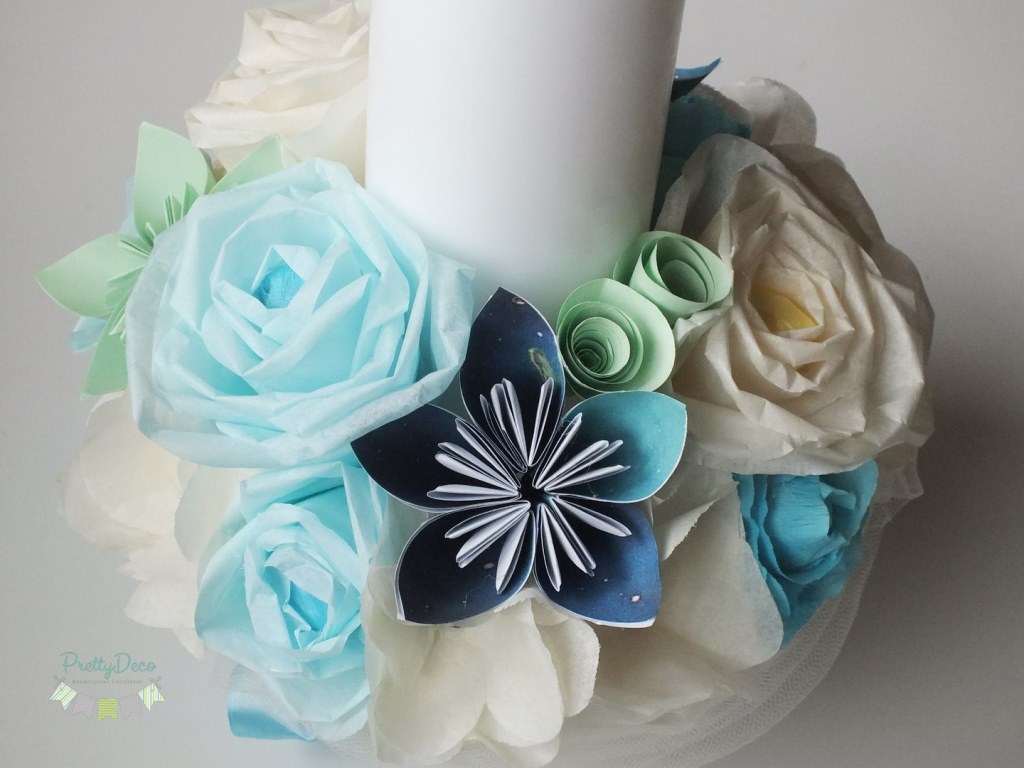 lumanare-de-botez-baiat-cu-flori-ivory-bleu-albastru-anemone-trandafiri-flori-din-hartie-flori-origami-lumanare-de-botez-baiete